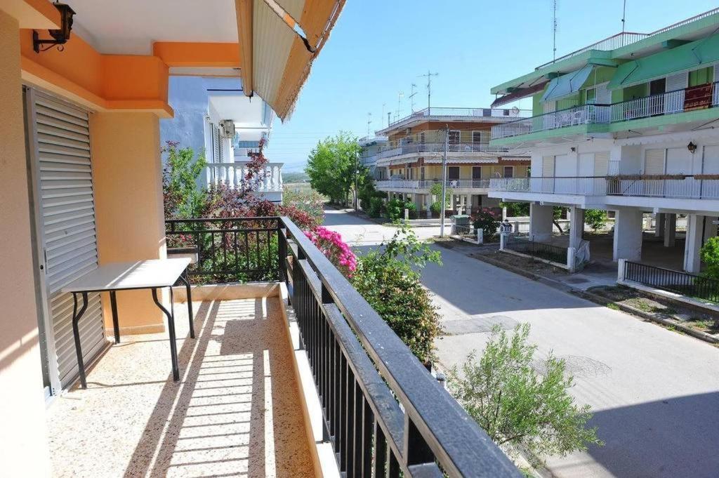 Apartments Dimitra Paralia Dionysiou Buitenkant foto