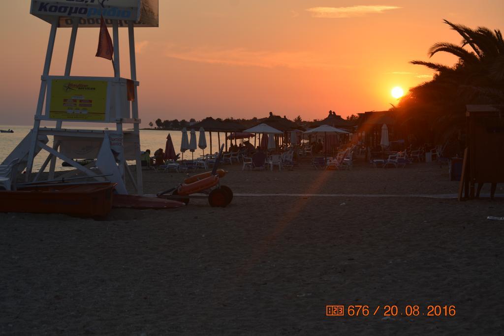 Apartments Dimitra Paralia Dionysiou Buitenkant foto