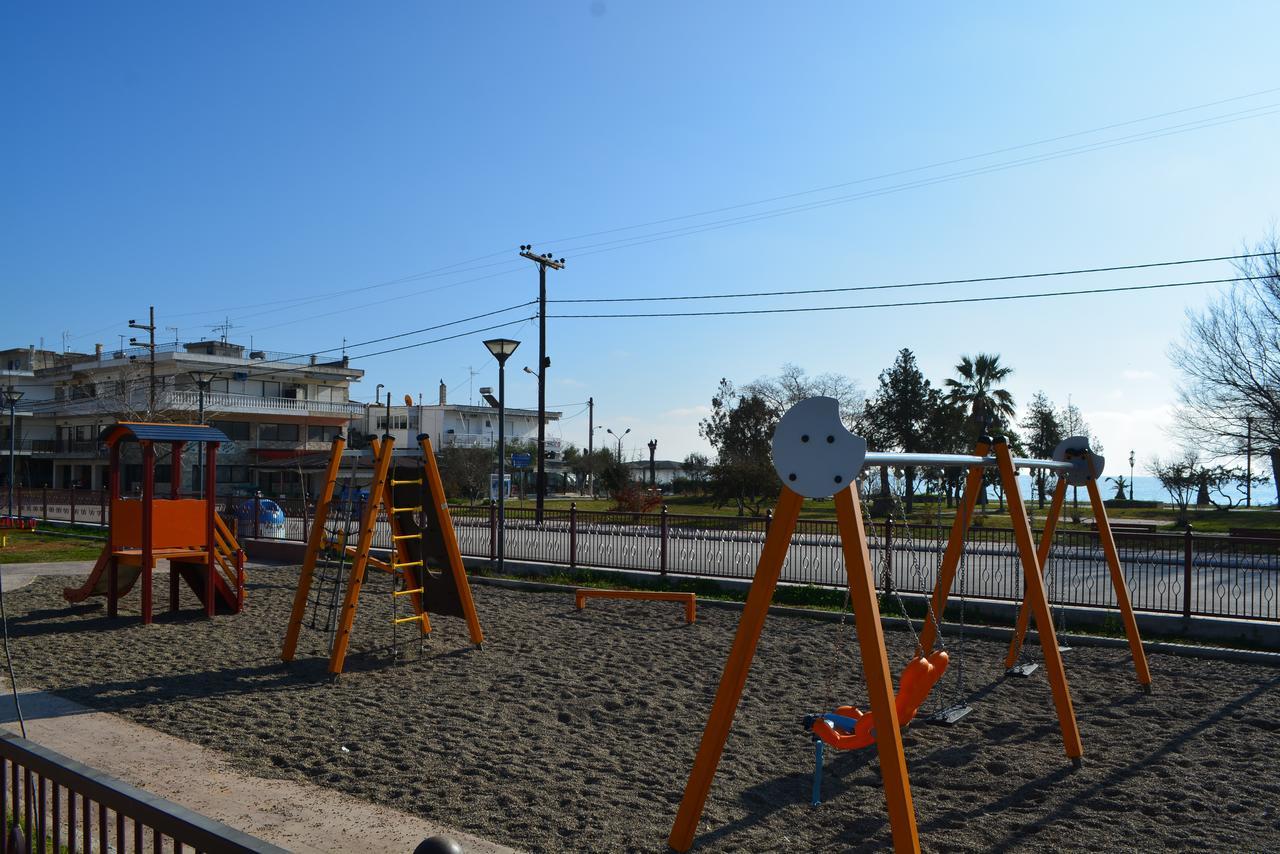 Apartments Dimitra Paralia Dionysiou Buitenkant foto
