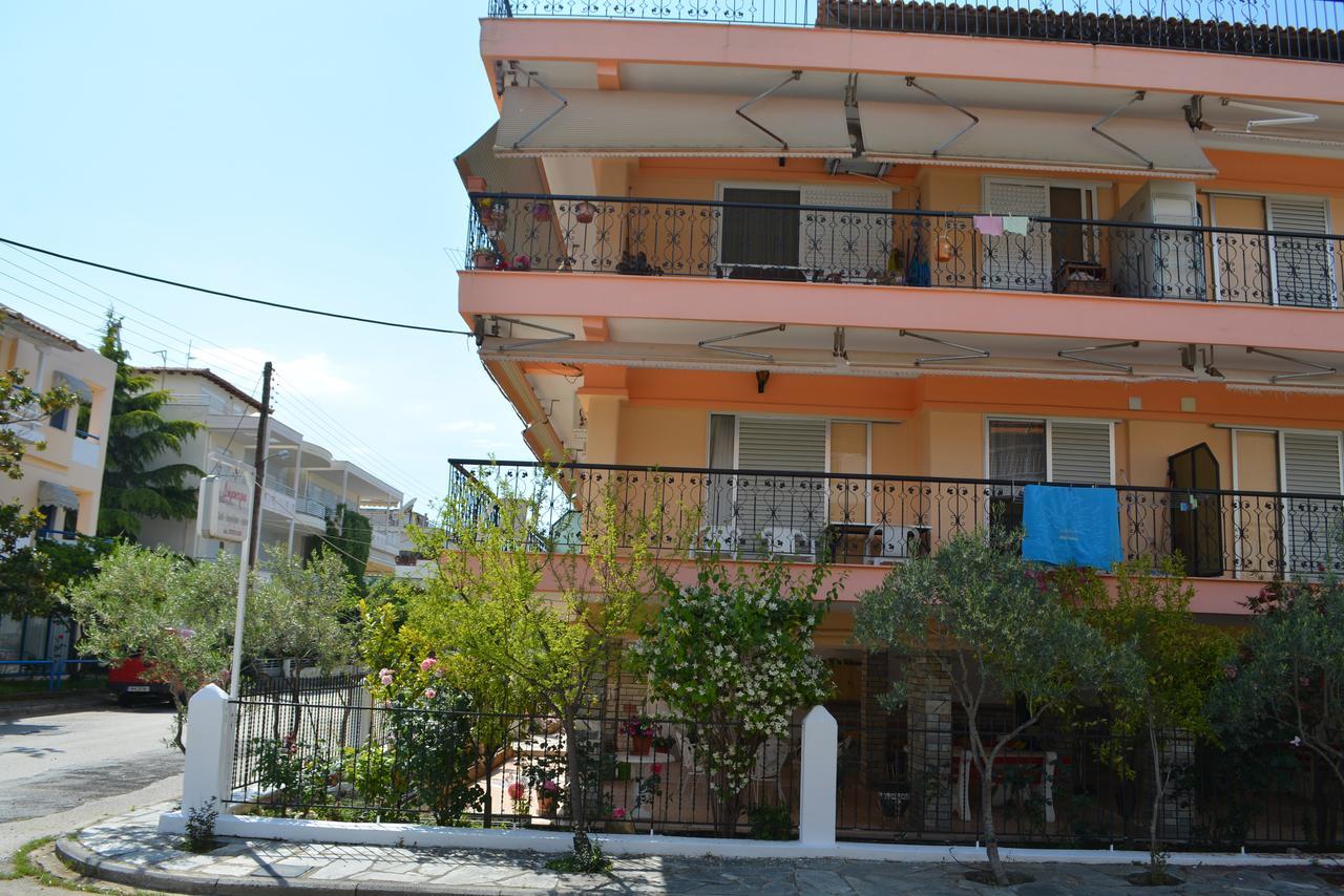 Apartments Dimitra Paralia Dionysiou Buitenkant foto