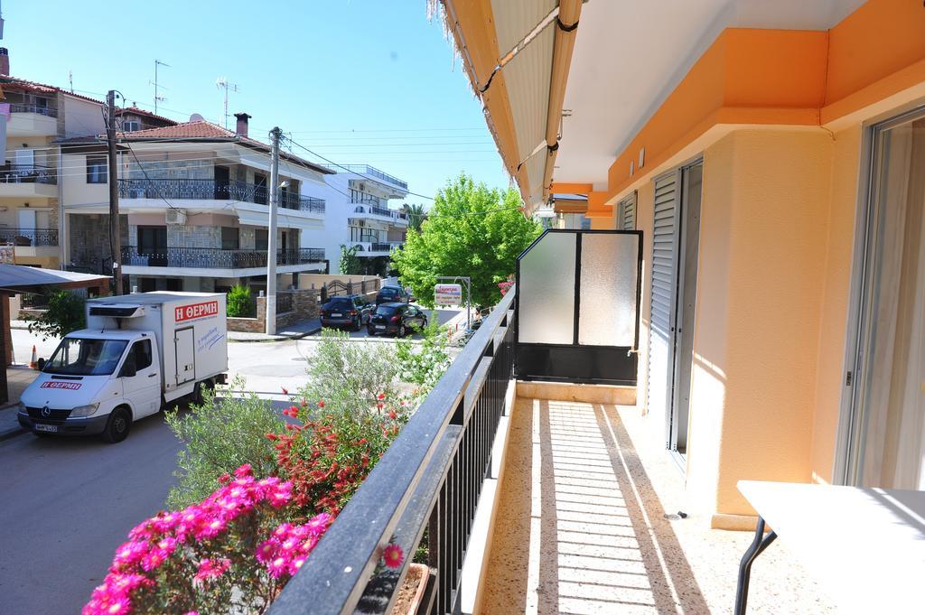 Apartments Dimitra Paralia Dionysiou Buitenkant foto